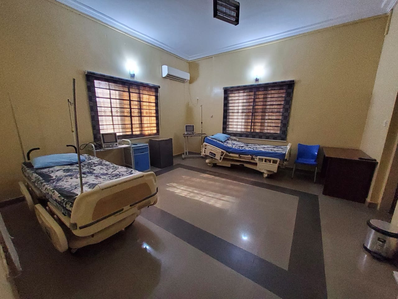 Spacious recovery ward